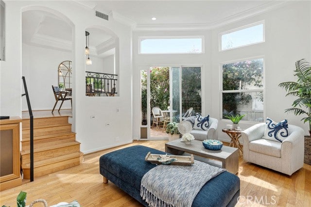 Property photo for 2038 S Barrington Avenue, #A, Los Angeles, CA