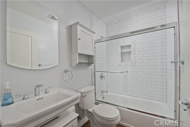 17343 Martha ST, Encino, CA 91316