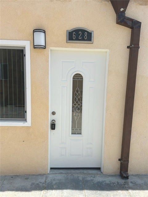 Property photo for 628 W 59th PL, Los Angeles, CA