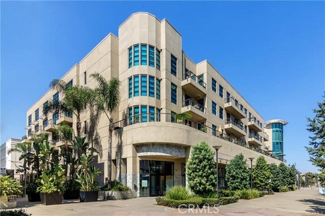 Property photo for 133 The Promenade, #423, Long Beach, CA