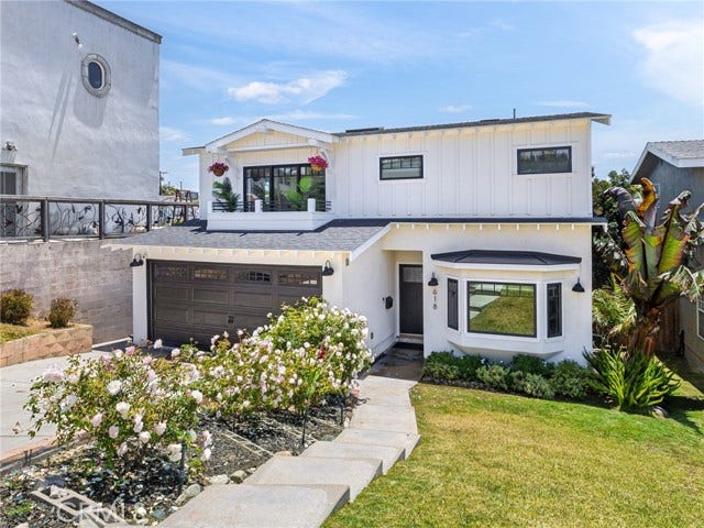 Property photo for 618 W Elm AVE, El Segundo, CA