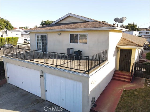 2706 Robinson ST, Redondo Beach, CA 90278