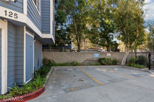 123 W Spring ST, #B, Long Beach, CA 90806