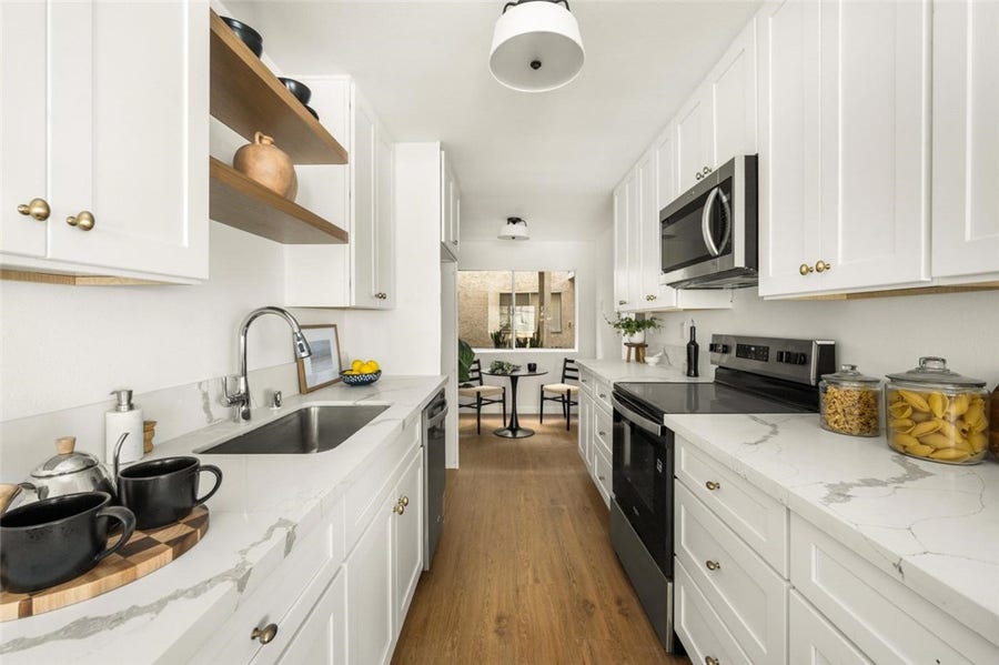 Property photo for 1021 12th ST, #102, Santa Monica, CA
