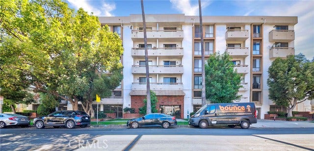 Property photo for 533 S St Andrews PL, #408, Los Angeles, CA