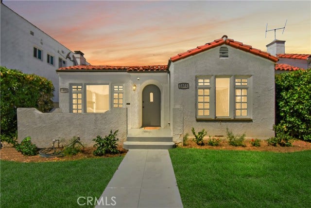 Property photo for 1373 S Orange DR, Los Angeles, CA