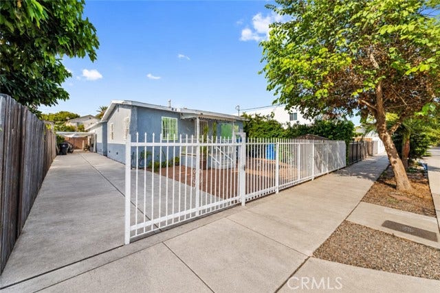 Property photo for 907 E 109th, Los Angeles, CA
