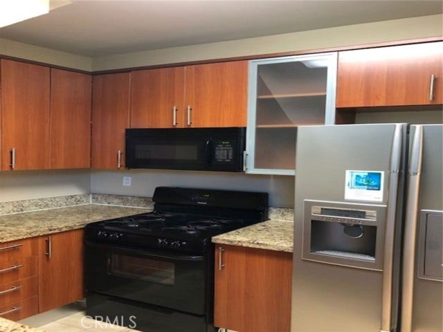 Property photo for 620 S Gramercy, Los Angeles, CA