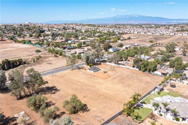 17140 Parsons, Riverside, CA 92508