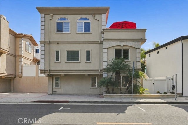 Property photo for 606 9th, Hermosa Beach, CA