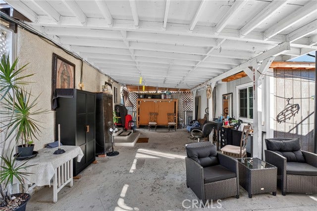 6856 Laurel Canyon BLVD, North Hollywood, CA 91605