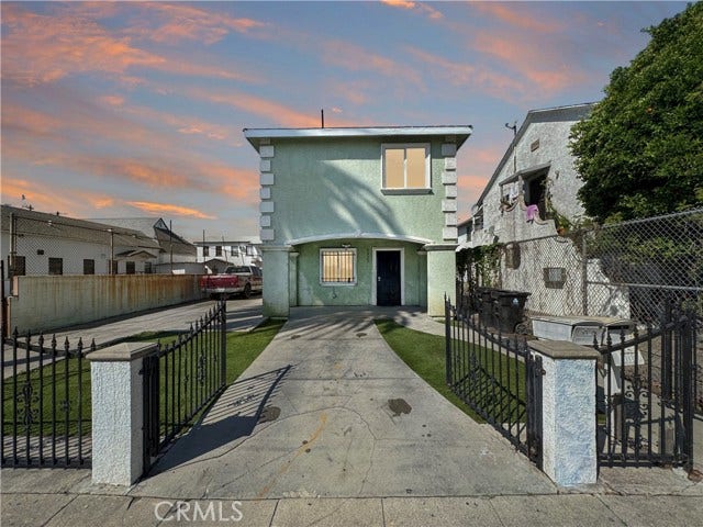 Property photo for 6927 Estrella AVE, Los Angeles, CA