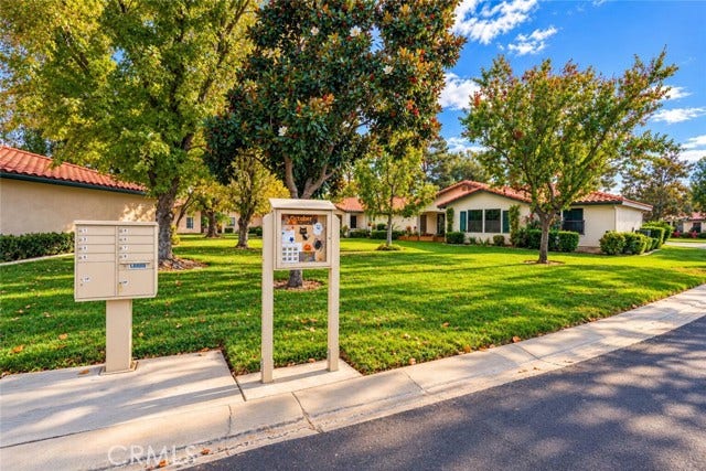 1060 Clubhouse, Hemet, CA 92545 1060 Clubhouse, Hemet, CA 92545