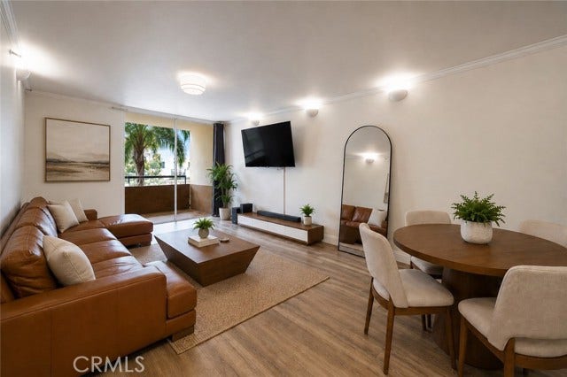 Property photo for 600 W 9th ST, #305, Los Angeles, CA