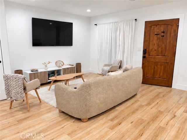 Property photo for 1272 S Muirfield, Los Angeles, CA