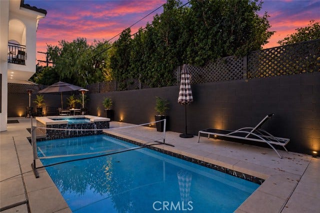 13964 Morrison ST, Sherman Oaks, CA 91423