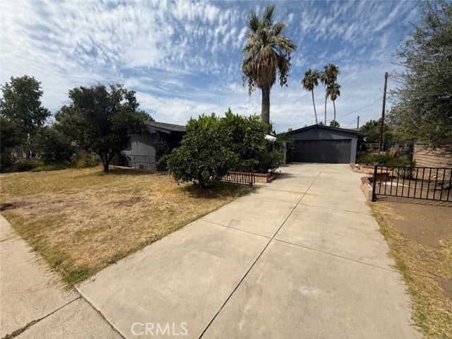 Property photo for 14917 Clymer, Los Angeles, CA