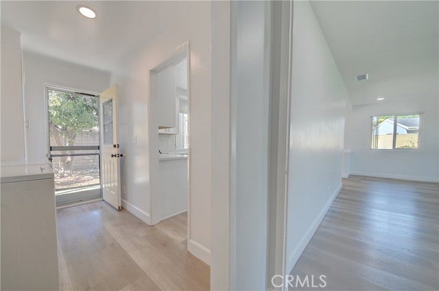 11883 Mayflower CT, Fountain Valley, CA 92708 11883 Mayflower CT, Fountain Valley, CA 92708