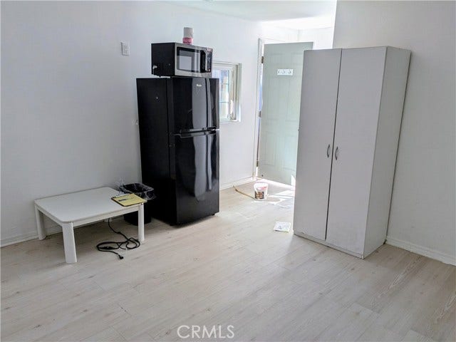 1001 N Mariposa, Los Angeles, CA 90029