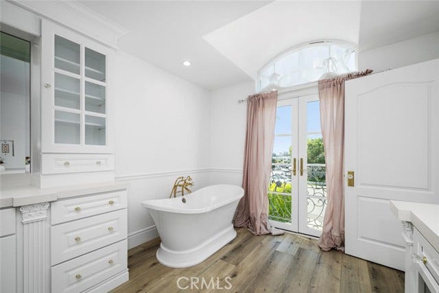 25441 Marina CIR, Mission Viejo, CA 92691 25441 Marina CIR, Mission Viejo, CA 92691