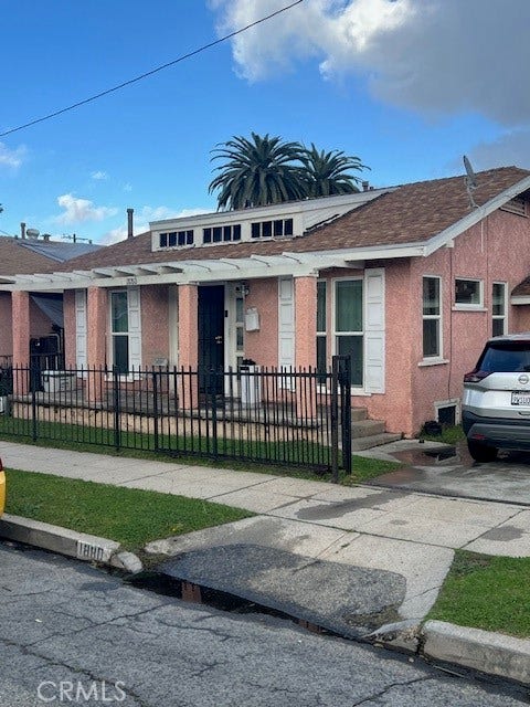 Property photo for 1876 Myrtle, Long Beach, CA
