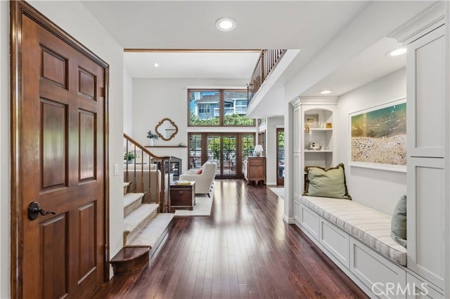 Property photo for 405 Paseo Dorado, Long Beach, CA