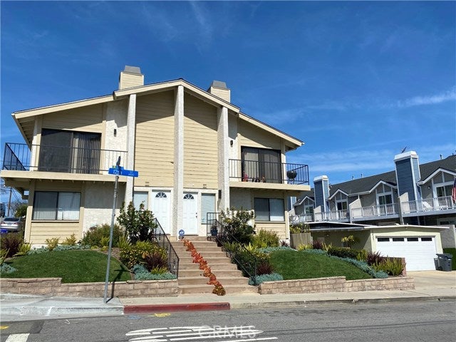 Property photo for 1401 12th Street, #D, Manhattan Beach, CA