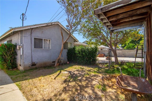 14913 Hubbard, Sylmar, CA 91342