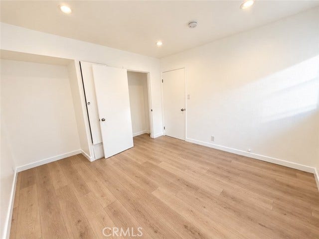 6207 Crenshaw, Los Angeles, CA 90043