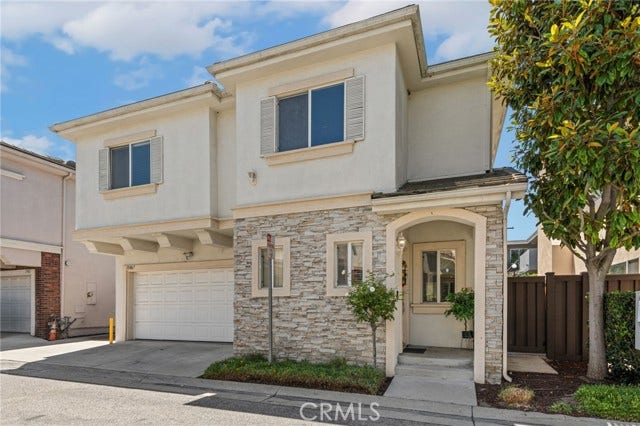 Property photo for 15807 Crest LN, Gardena, CA