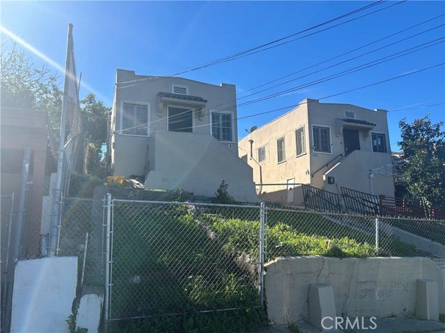 Property photo for 2500 Ganahl, Los Angeles, CA