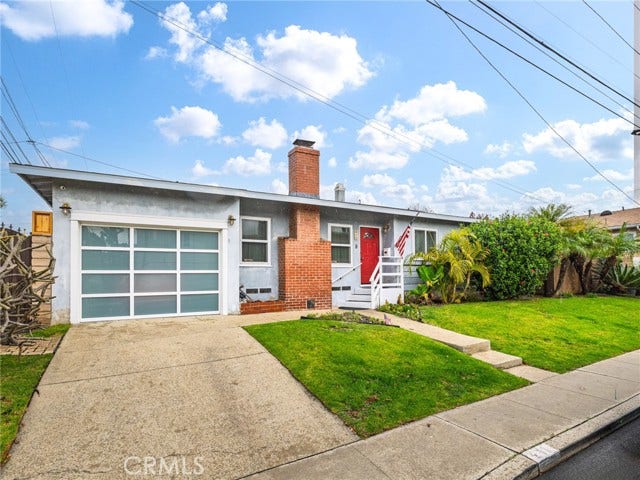 Property photo for 211 E Pine AVE, El Segundo, CA