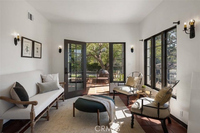 2098 Roosevelt, Altadena, CA 91001