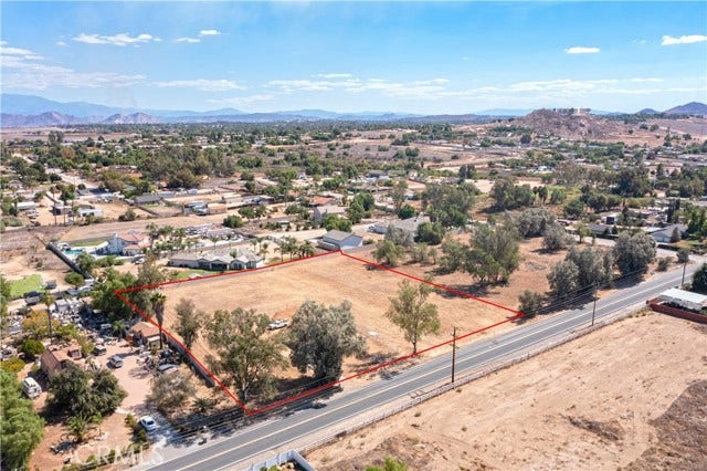 2.13 Acres Flat land