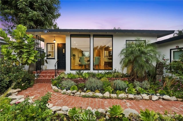 Property photo for 211 N Western AVE, San Pedro, CA