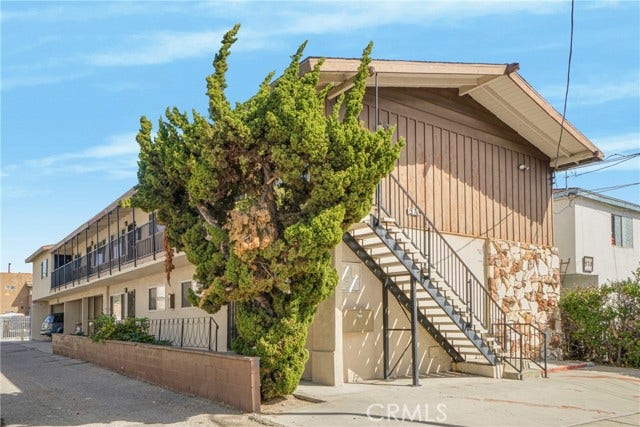 Property photo for 576 W 13th ST, San Pedro, CA