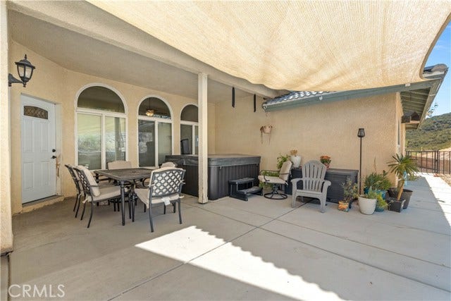 3950 Coriander Drive, Hesperia, CA 92345