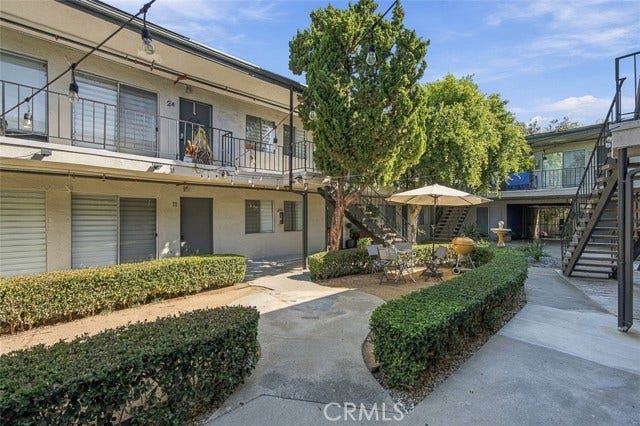 435 N Euclid, Pasadena, CA 91101