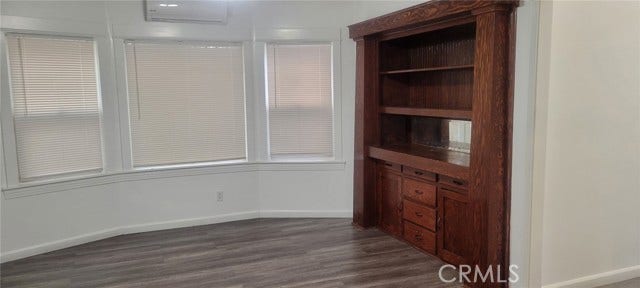 Property photo for 836 W 40th, Los Angeles, CA