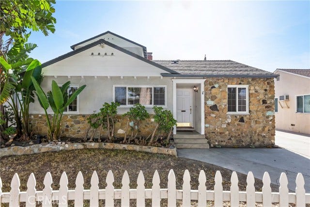 Property photo for 3672 Hackett, Long Beach, CA