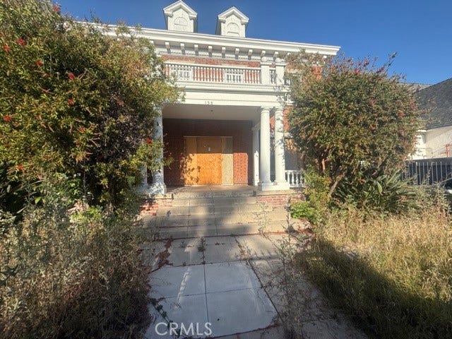 Property photo for 138 N Manhattan, Los Angeles, CA