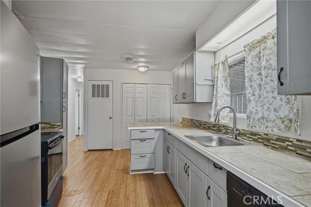 3562 Mountain View ST, Clearlake, CA 95422