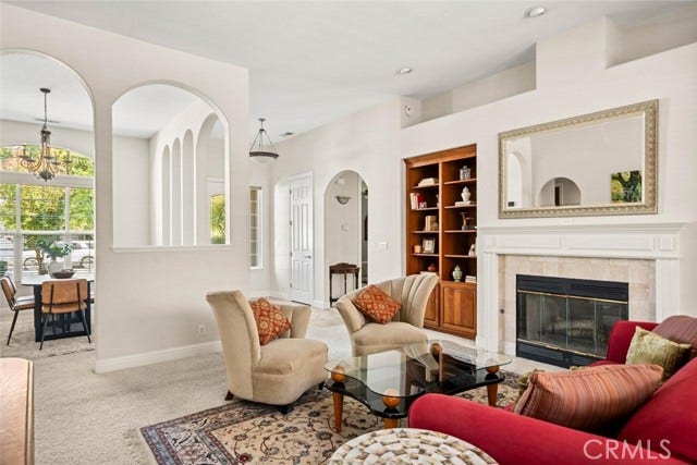1 London CT, Chico, CA 95973
