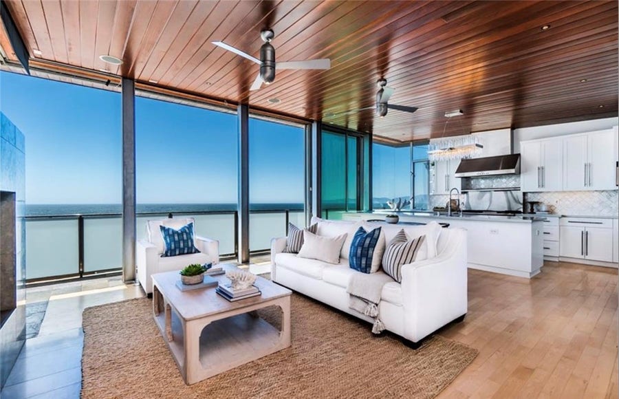 Property photo for 3316 Crest DR, Manhattan Beach, CA