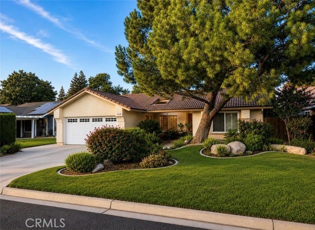 6358 N Forestiere, Fresno, CA 93722