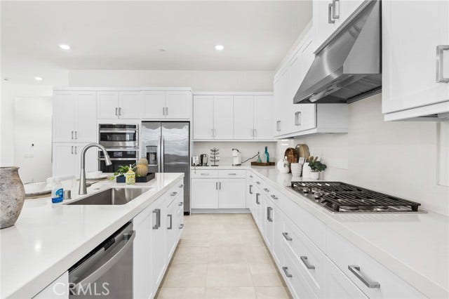 324 Merit, Irvine, CA 92618