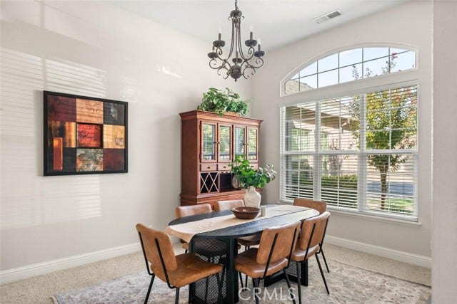 1 London CT, Chico, CA 95973