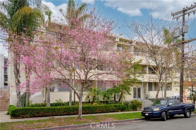 Property photo for 1422 N Curson AVE, #1, Los Angeles, CA