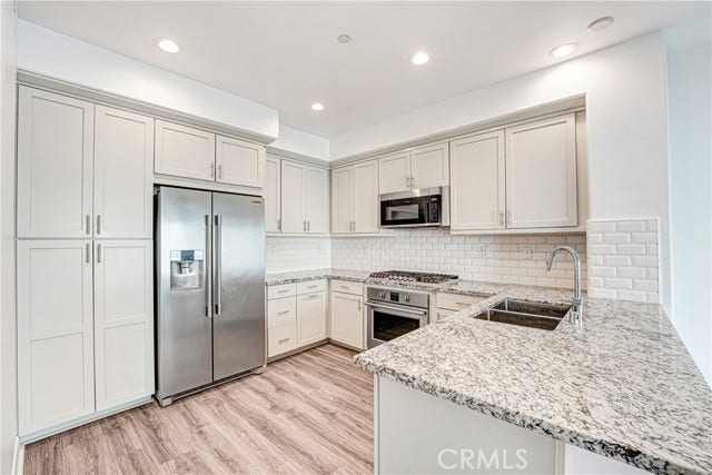 Property photo for 572 E Imperial, El Segundo, CA