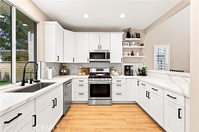 23800 Woodpark CT, Valencia, CA 91354